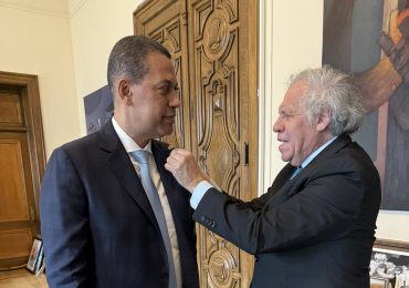 Presidente del INDOTEL se reúne con secretario general de la OEA; abordaron temas sobre brecha digital en RD