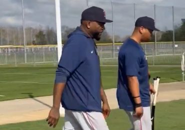 David Ortiz junto a Rafael Devers en los entrenamientos de Boston