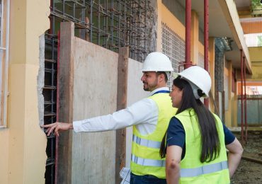 Onesvie supervisa refuerzo estructural de escuelas; exhorta al Ministerio de Educación a no parar el proceso