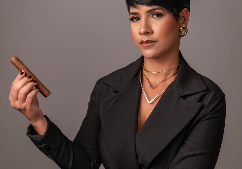 Luisa Gómez: La cigar sommelier que transforma el mundo del tabaco en República Dominicana