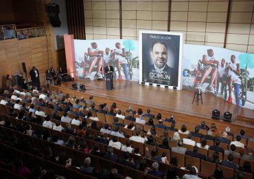 Pablo Ulloa lanza libro sobre bienestar inclusivo en RD