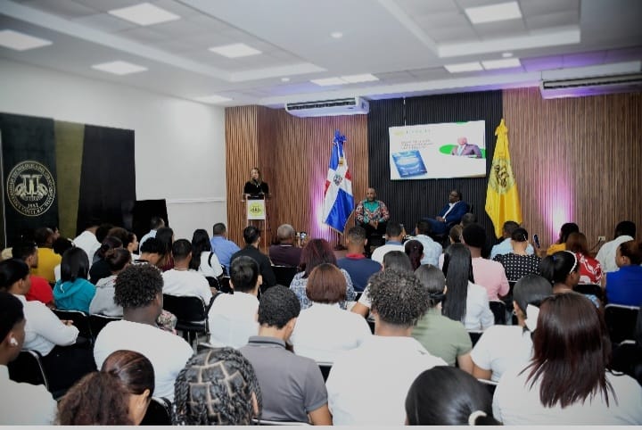 Ponen en circulación el libro “Memorias del Sancocho”