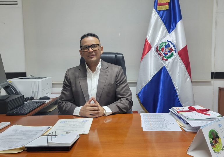 Luis Ventura resalta papel de los padres en la educación de sus hijos, en el Día del Estudiante Dominicano