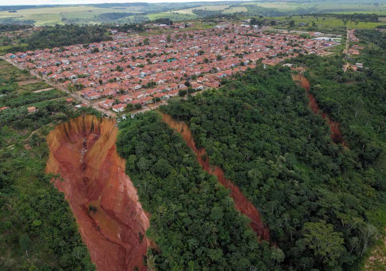 Buriticupu declara estado de emergencia tras la aparición de enormes socavones en la Amazonía brasileña