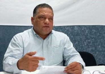 Mario Díaz exige un aumento salarial justo para los trabajadores dominicanos