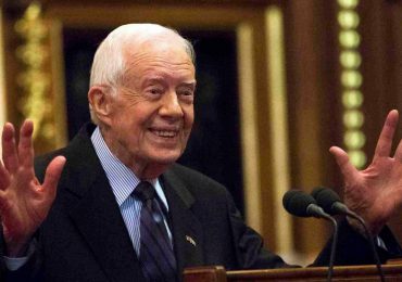 Expresidente Jimmy Carter gana Grammy póstumo al mejor audiolibro