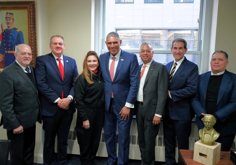 Carolina Mejía visita el Consulado Dominicano en Nueva York y fortalece vínculos con la diáspora