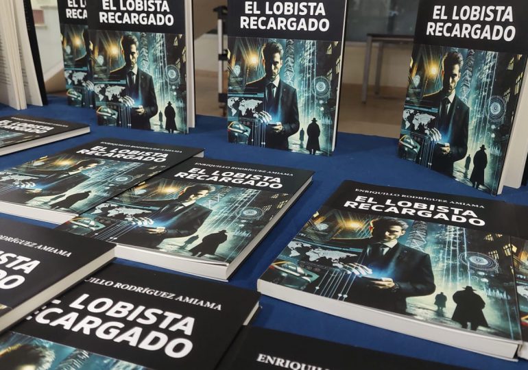 Enriquillo Rodríguez Amiama presenta su novela “El Lobista Recargado"