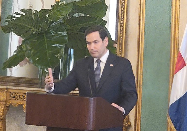 Marco Rubio asegura que no exigirá a República Dominicana aceptar una ola masiva de migrantes