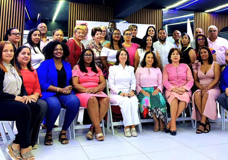 UDESA agradece panel Mujer y Deportes, conmemoración Día Internacional de la Mujer