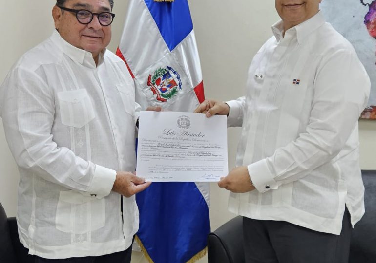 Miguel Calzada León es designado Cónsul Honorario de Mongolia en la República Dominicana