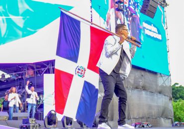 Jameson Ramírez representa la dominicanidad en el Festival Palau 2025