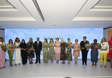 Voluntariado Banreservas reconoce a 13 dominicanas como mujeres de gran voluntad