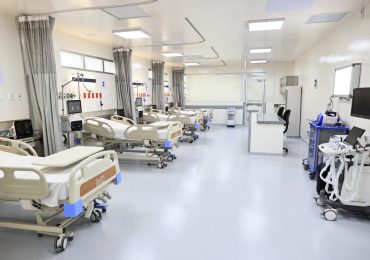 Presidente entrega remozado Hospital Nuestra Señora de Regla, Baní