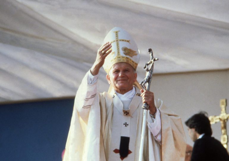 Hace 25 años, Juan Pablo II pide perdón por todos los pecados de la Iglesia