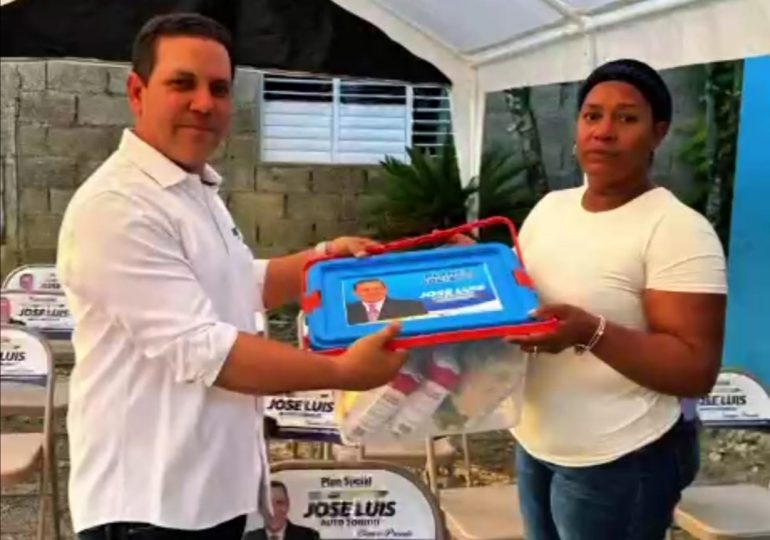 Diputado José Luis Abreu amplia sus Planes Sociales en La Vega