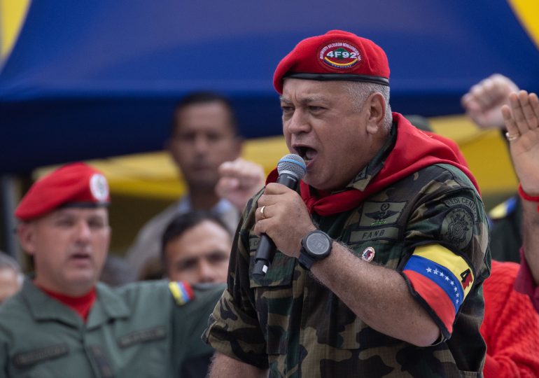 Venezuela reitera que hará respetar sus derechos sobre la zona en disputa con Guyana