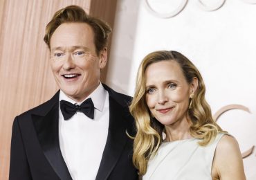 Conan O'Brien presentará de nuevo los Óscar en 2026, que se celebrarán el 15 de marzo