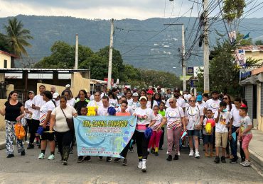 Realizan caminata por la inclusión en Jarabacoa por el Día Mundial del Síndrome de Down