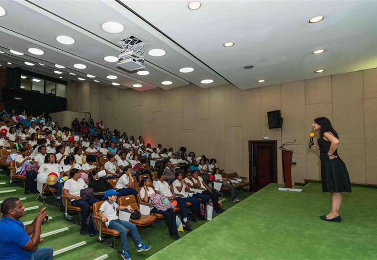 Banco Popular educa a niños y jóvenes en la Semana Económica y Financiera