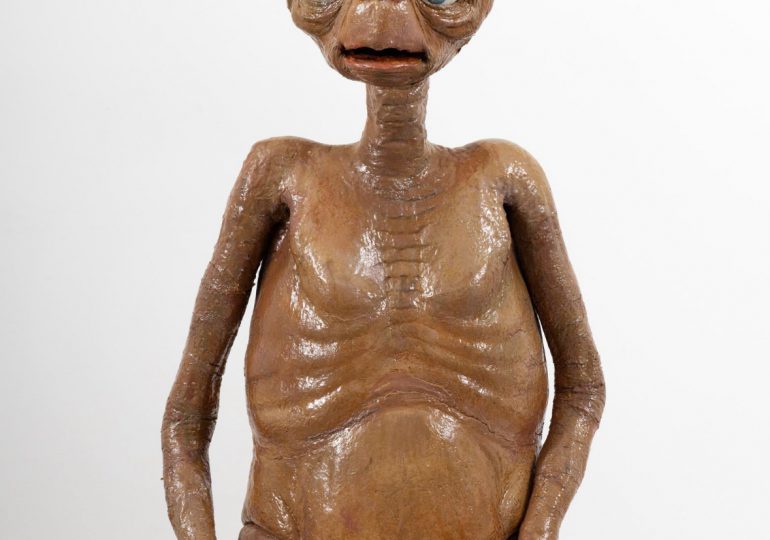 Sotheby's subastará un modelo original de E.T. de la película de Steven Spielberg