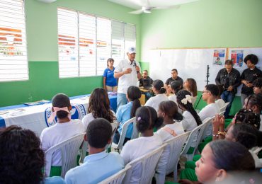 "El Gobierno Contigo" y Consejo Nacional de Drogas llevan prevención y valores a través del arte en Pedro Brand