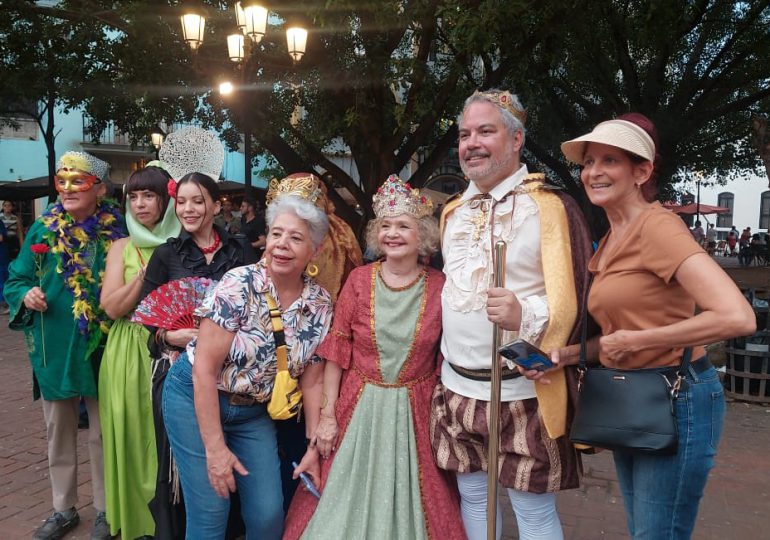 Ciudad Colonial se viste de colores y cultura con su tradicional carnaval