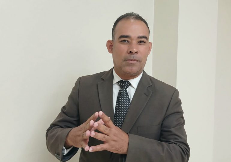 Designan al veterano periodista Julio Caraballo Director de Comunicaciones en Cultura