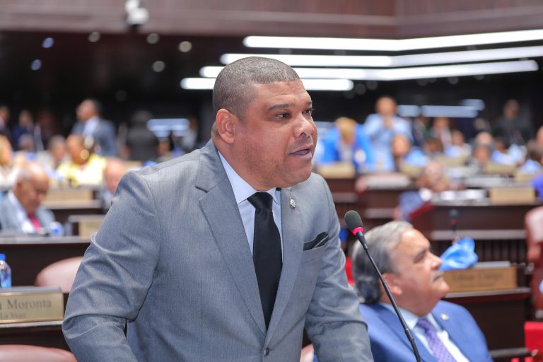 Ramón Raposo llama al Gobierno dinamizar economía de SDN mediante incentivos a emprendedores