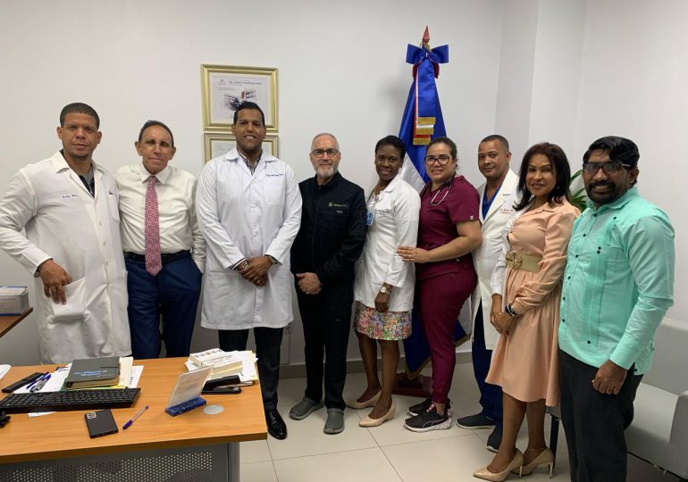 El Dr. Cruz Jiminián realizó visita de cortesía al director del Hospital Mario Tolentino Dipp