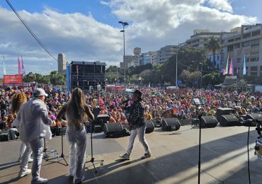 Tenerife se rindió a los pies de la "Reina del Merengue" Milly Quezada