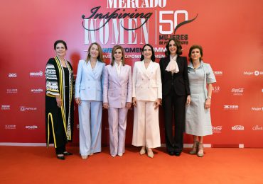 Primera dama Raquel Arbaje participa en panel de Mercado Power Women Summit 2025