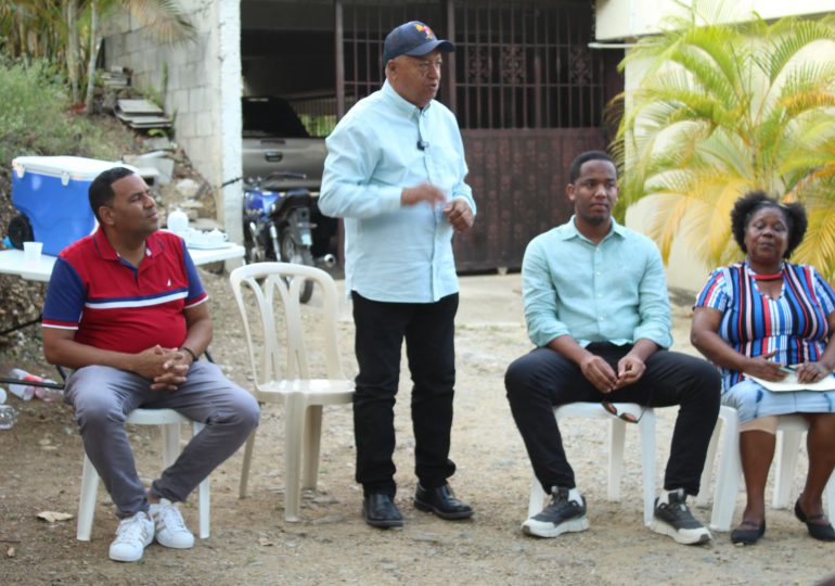 Alcaldía del Municipio de San Cristóbal entrega bomba de agua residentes sector Los Nova