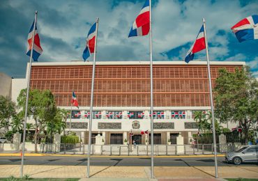 Senado de la República aclara situación laboral de Ernesto W. Jiménez