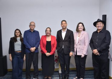 Realizan conferencia sobre salud mental y nuevas terapias de neuromodulación en RD