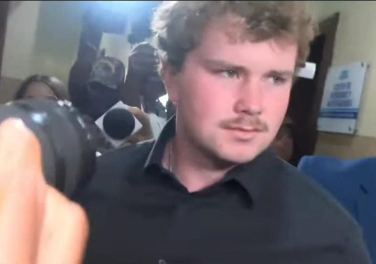 Joshua Riibe ante el tribunal: "Solo quiero ir a mi casa, estar con mi familia y abrazarlos, pero no me dejan"