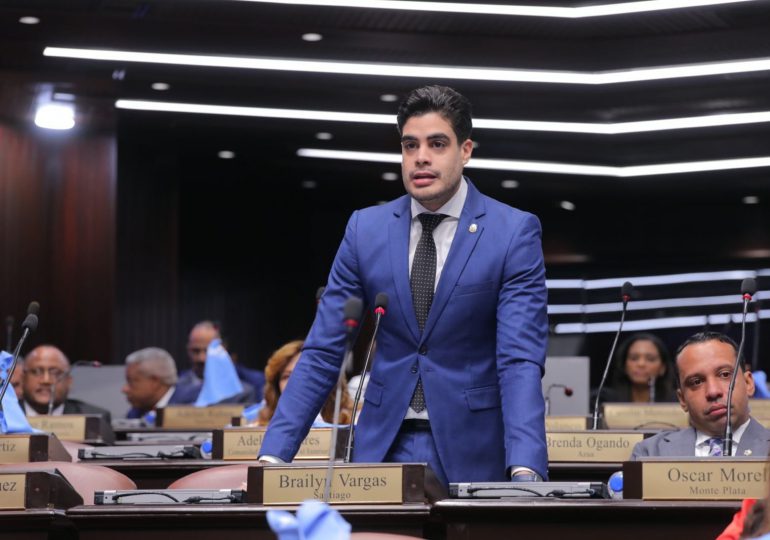 Diputado advierte que cada 12 hora desparece una persona en República Dominicana