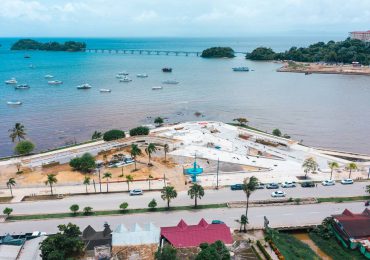 Malecón de Samaná casi listo; problemas con drenaje obliga a romper nuevamente