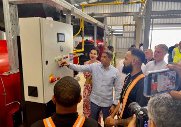 Limber Cruz inaugura incineradores de alta tecnología en el AILA para garantizar la salubridad y evitar el ingreso de plagas