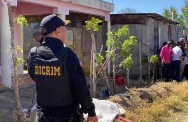 Hombre mata a su madre e hija y deja herida a su pareja SFM