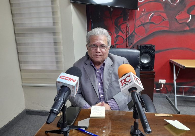 Waldo Ariel Suero responde a Antonio Marte: "Ven al CMD a callarme pichón de dictador"