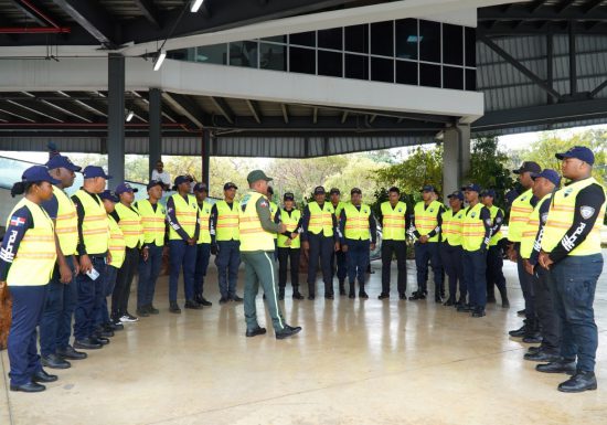 Policía Municipal, Auxiliar y Líderes Comunitarios, se unen a DIGESETT para garantizar la Seguridad Vial en Semana Santa