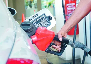 Gobierno congela precios de combustibles con subsidio de RD$522.2 millones