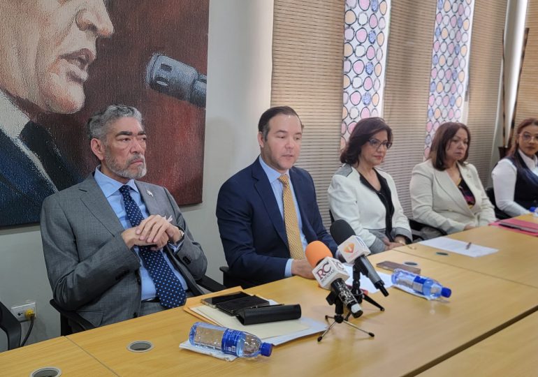 Movimiento Izquierda Unida denuncia aranceles de Trump y propone diversificación comercial