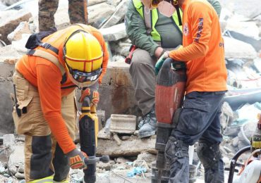 Defensa Civil lidera tres de los equipos de búsqueda en derrumbe Jet Set
