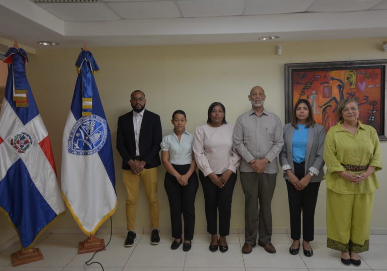 UASD capacitará personal para brindar apoyo psicosocial a afectados por la tragedia Jet Set