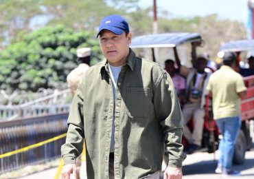 Ante nueva licitación, Abel Martínez propone construir un muro fronterizo real, seguro y sin despilfarro