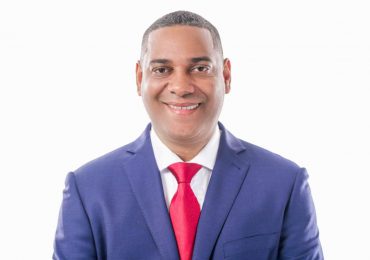 Diputado Carlos Gil Rodríguez resulta herido en colapso de techo en discoteca Jet Set