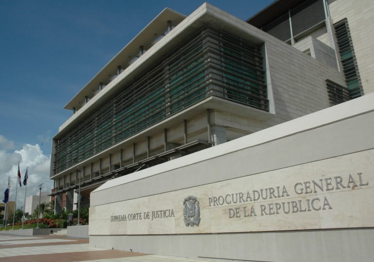 Ministerio Público solicita 30 y 20 años de prisión contra acusados de asaltar con violencia una sucursal bancaria