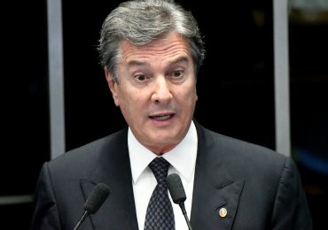 El expresidente brasileño Fernando Collor de Mello es detenido por un delito de corrupción